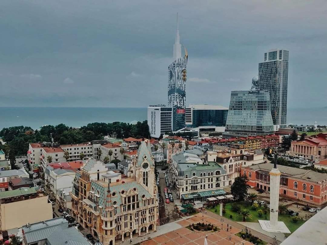 Apartment Twin Towers David باتومي المظهر الخارجي الصورة