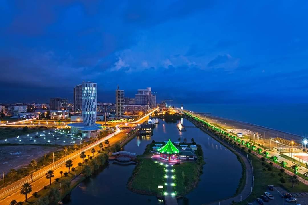 Apartment Twin Towers David باتومي المظهر الخارجي الصورة
